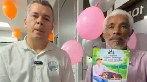 Empresa de transporte intermunicipal se disculpa con adulto mayor al que le negaron subirse a un bus Empresa de transporte intermunicipal se disculpa con adulto mayor al que le negaron subirse a un bus