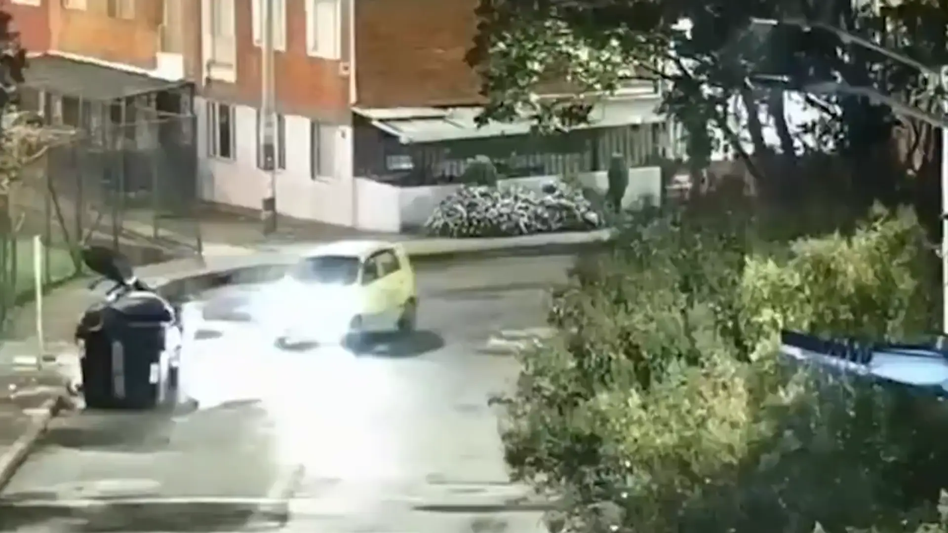 Persecución por robo de taxi en Bogotá.