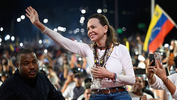 María Corina Machado está dispuesta a reunirse con Delcy Rodríguez María Corina Machado está dispuesta a reunirse con Delcy Rodríguez